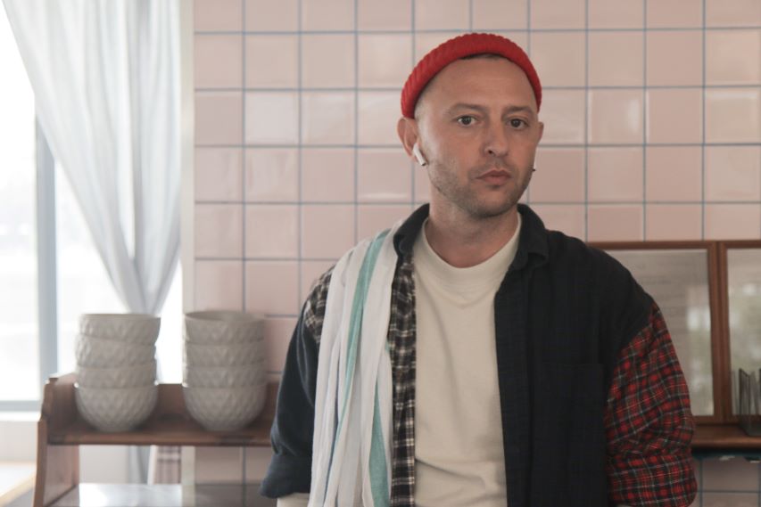 СМИ Медиа В Екатеринбурге снимают кино, где одну из ролей играет Рома Зверь